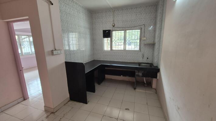 2 BHK Semi-Furnished Flat for Rent in Goyal Enclave, Vishrantwadi, Pune