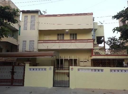 Devki Girl's Paying Guest Chhatrapati Nagar Nagpur