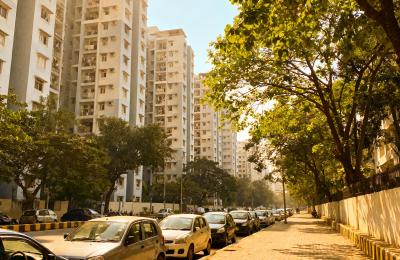 Luxury 3 BHK Apartment in Bandra West – Sea View